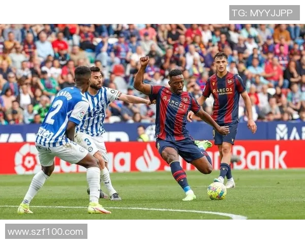 拉科鲁尼亚主场迎战比利亚雷亚尔争夺西甲宝贵积分之战 拉科鲁尼亚主场迎战比利亚雷亚尔争夺西甲宝贵积分之战